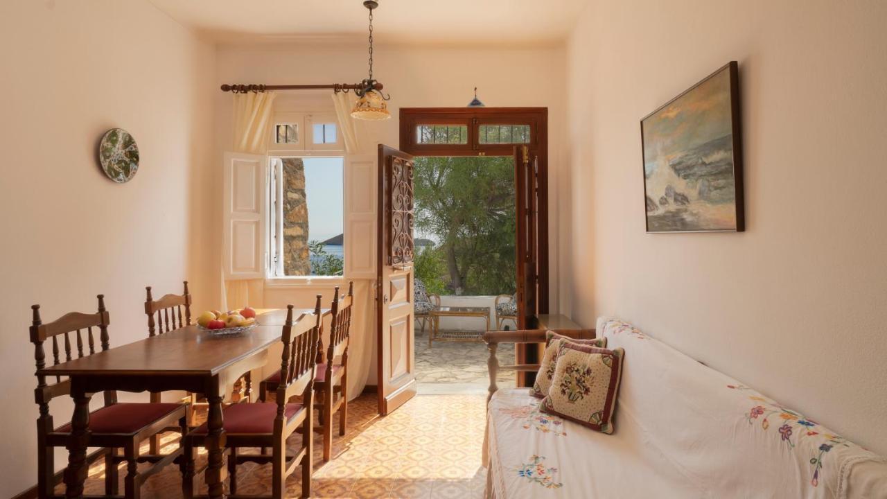 Ivi Beach Front Villa, Leros Vromolithos 외부 사진