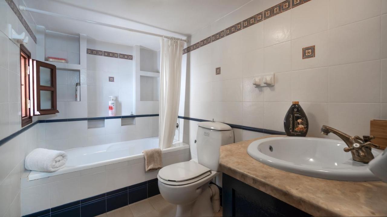 Ivi Beach Front Villa, Leros Vromolithos 외부 사진